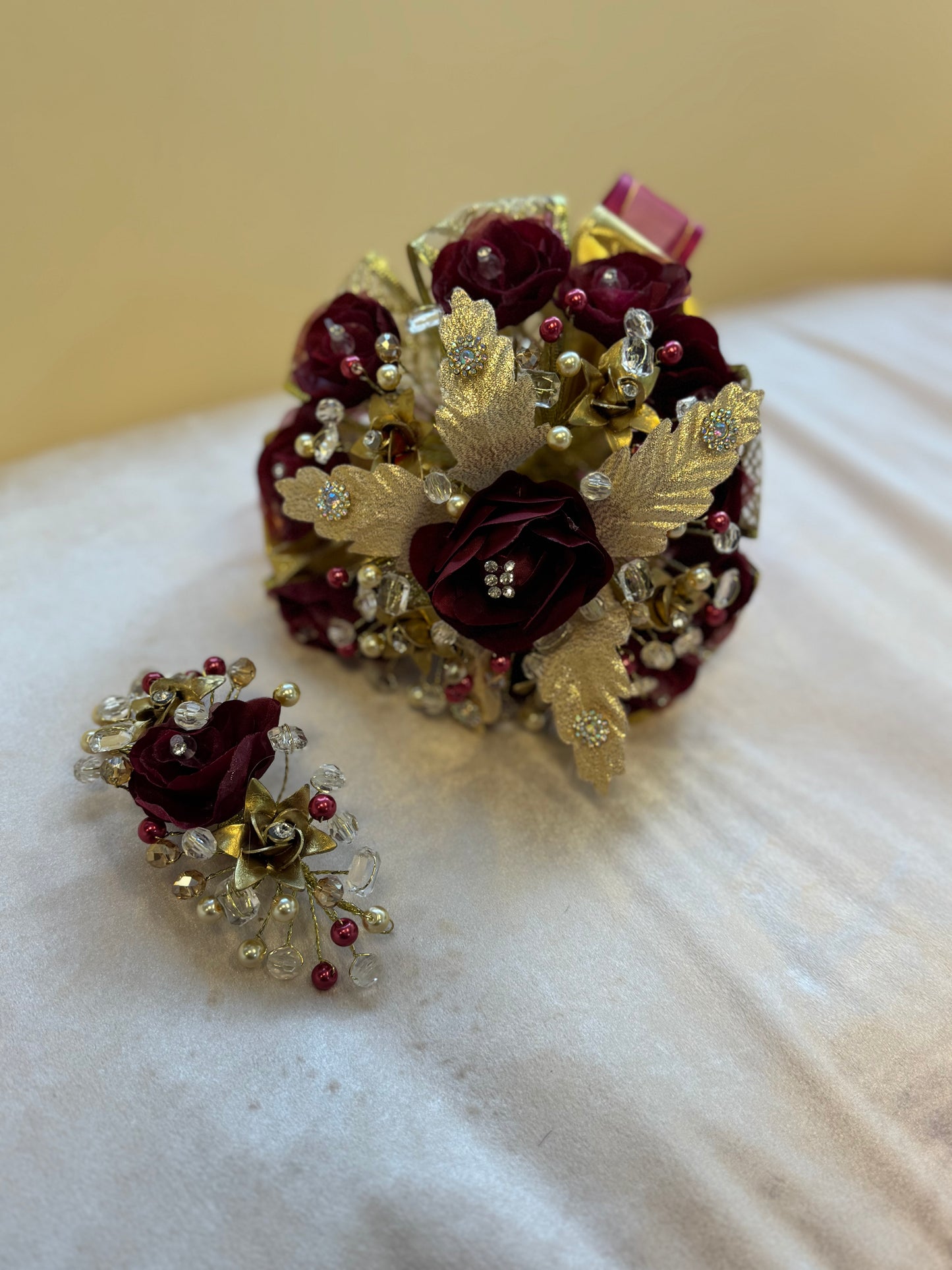 Ramo Presentacion - Burgundy/Gold